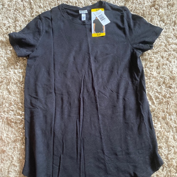 Woman’s T-shirt - Picture 1 of 1